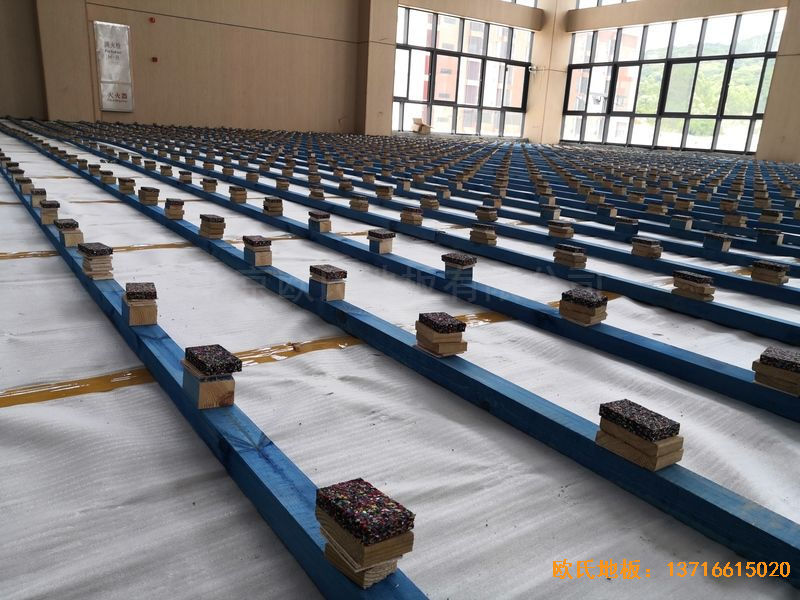 廣州永順大道鐵英中學(xué)體育地板施工案例