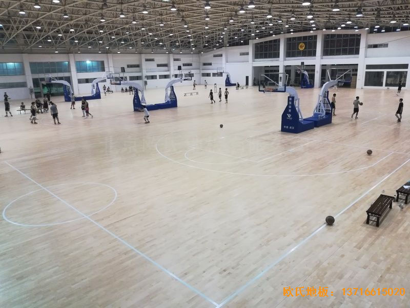 武漢體育學(xué)院運動木地板施工案例