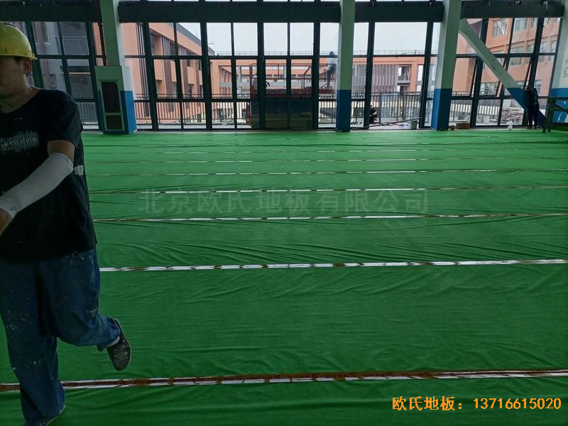 江蘇宿遷富民路學校體育木地板鋪設(shè)案例