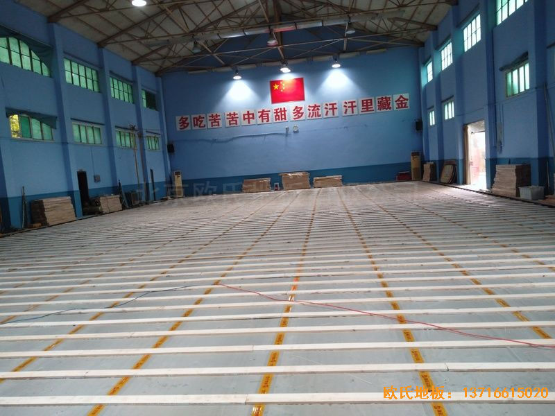 湖北武漢新華路體育場羽毛球館運(yùn)動地板鋪設(shè)案例