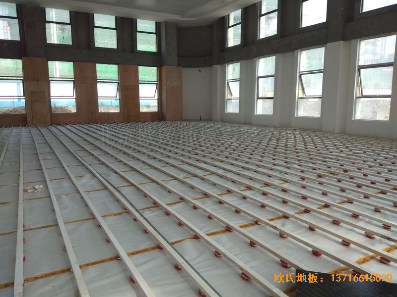 遵義仁懷市茅臺(tái)文體中心體育木地板安裝案例