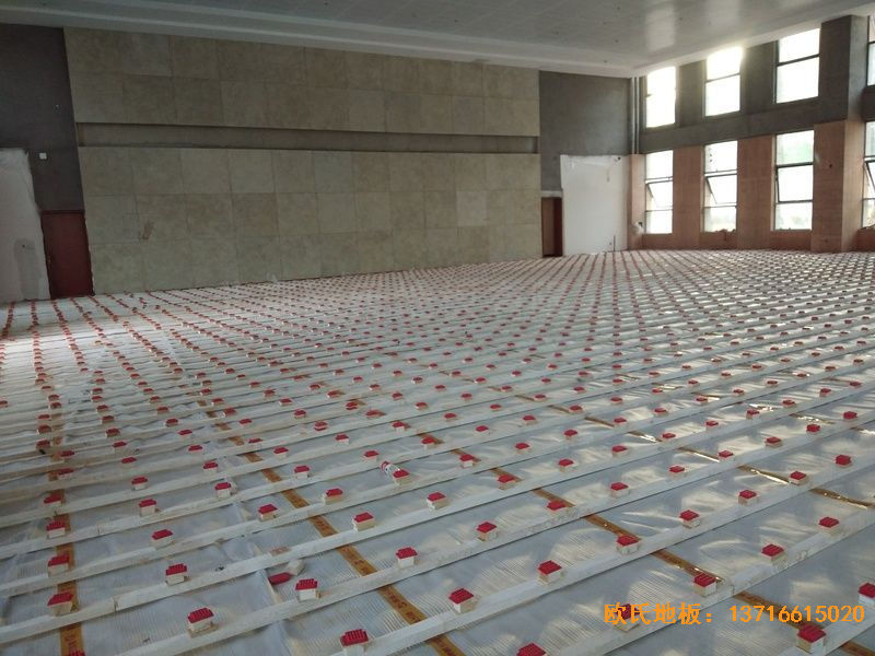 遵義仁懷市茅臺(tái)文體中心體育木地板安裝案例