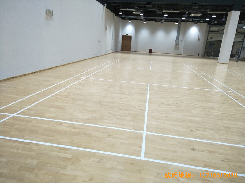 上海鋪東寧橋路669號體育館體育木地板施工案例0