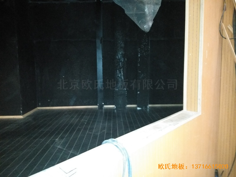 唐山師范學(xué)院舞臺(tái)運(yùn)動(dòng)地板施工案例3