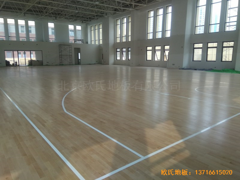 山東濟(jì)南唐冶城籃球館運(yùn)動(dòng)地板鋪設(shè)案例5