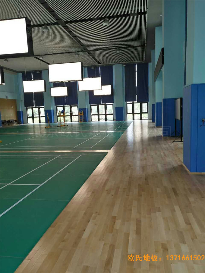 廣東珠海市中航花園羽毛球館體育地板施工案例2