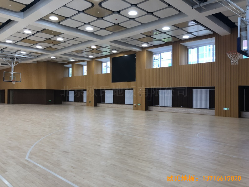 北京昌平新東方體育館體育地板安裝案例3