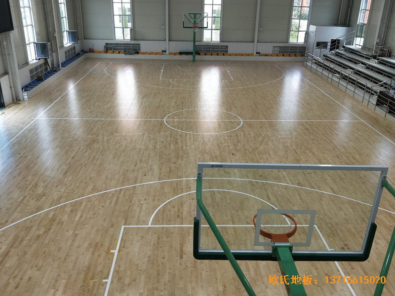 山西晉城宏圣科威公司籃球館體育木地板安裝案例4