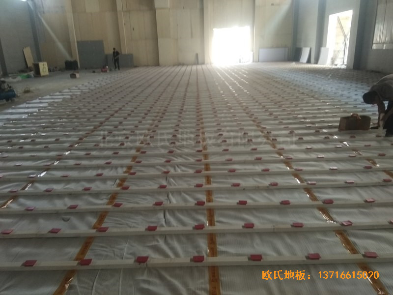 山西長治雙創(chuàng)夢(mèng)工廠籃球體育地板施工案例1