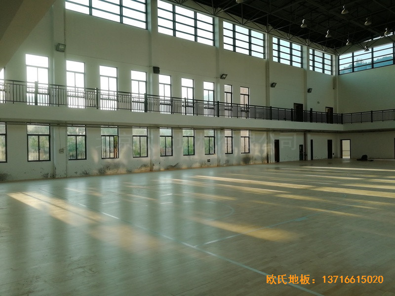 杭州建德籃球館體育木地板施工案例0