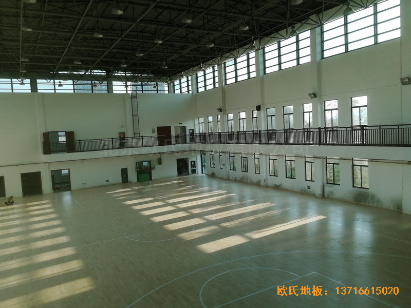 杭州建德籃球館體育木地板施工案例4