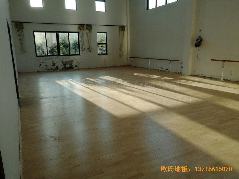 杭州建德籃球館體育木地板施工案例5