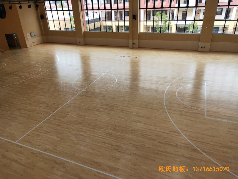 杭州高中啟成校區(qū)籃球館體育地板安裝案例0
