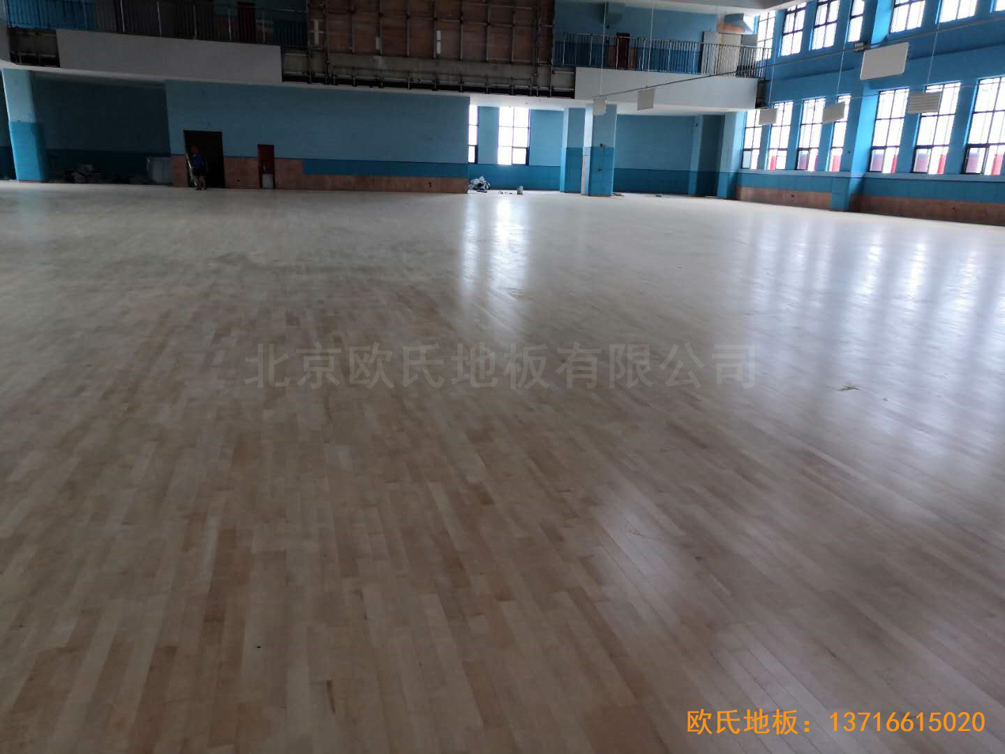 江西城西橋小學A區(qū)體育館運動地板安裝案例5