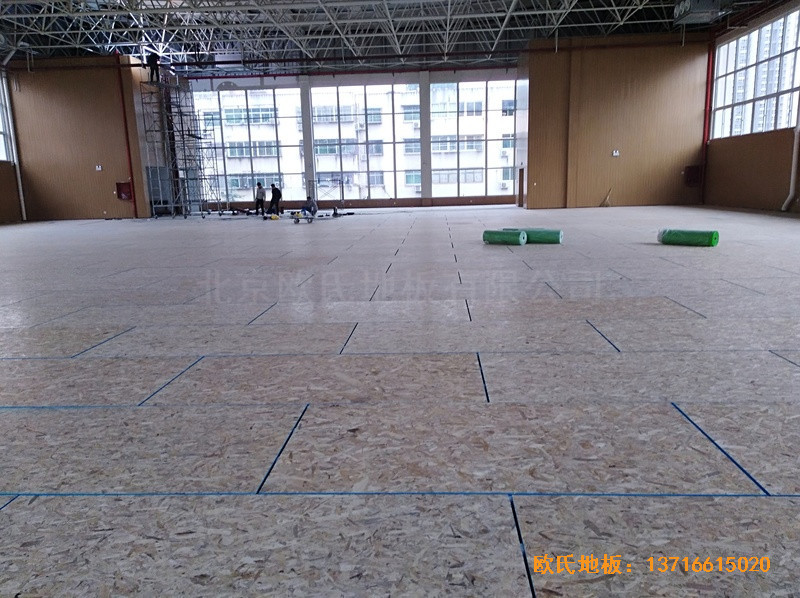 河南南陽十三中籃球館體育木地板鋪裝案例2