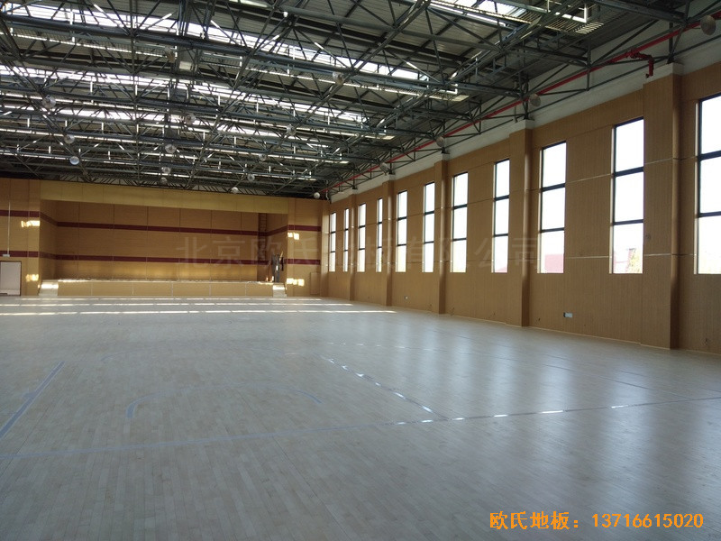 浙江德清縣三合體藝館運(yùn)動地板安裝案例3