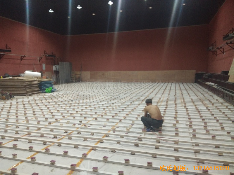石家莊青園街電信營業(yè)廳對面籃球館體育地板鋪設(shè)案例2