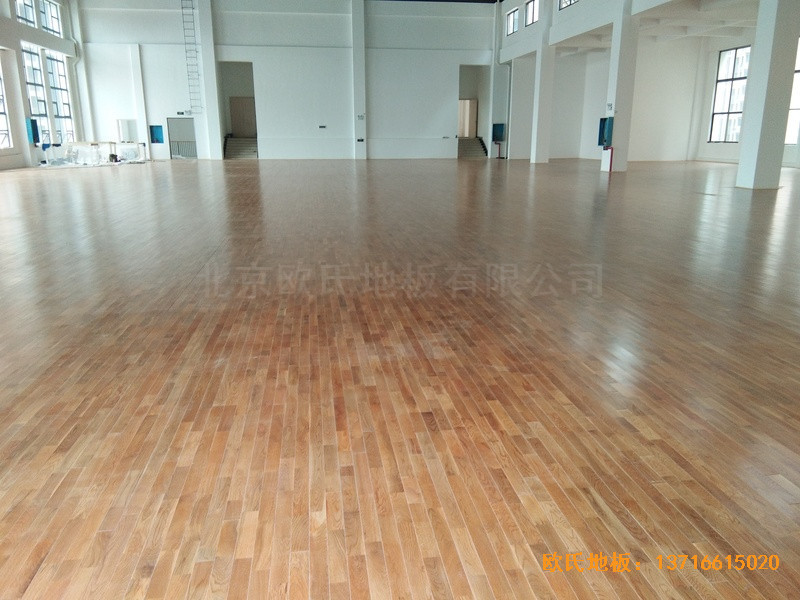 長沙開福區(qū)福鑫苑幼兒園運動館體育木地板安裝案例0