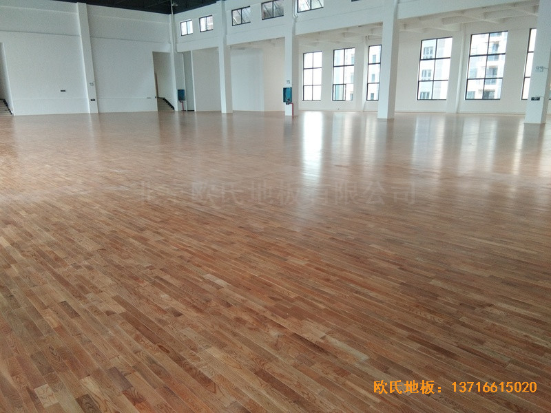 長沙開福區(qū)福鑫苑幼兒園運動館體育木地板安裝案例4