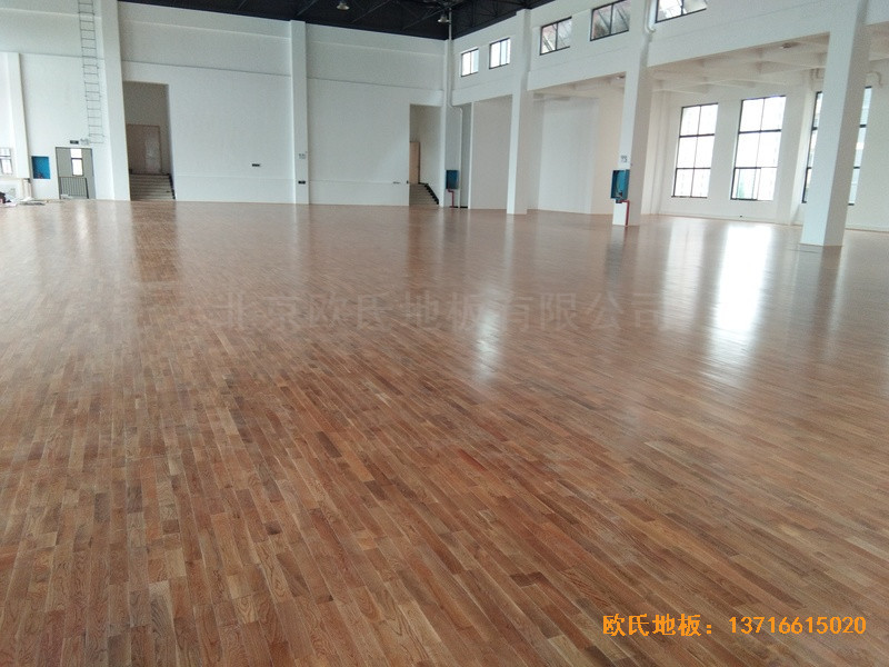 長沙開福區(qū)福鑫苑幼兒園運動館體育木地板安裝案例5
