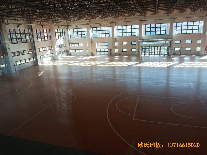 內(nèi)蒙全民健身活動(dòng)中心運(yùn)動(dòng)木地板鋪裝案例5