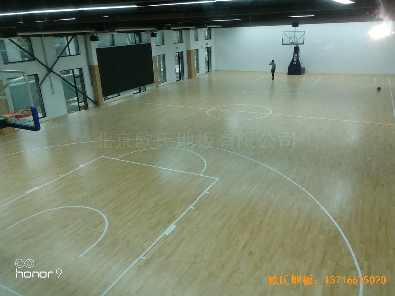 上海江楊南路485號(hào)攻守道場(chǎng)體育木地板鋪裝案例3