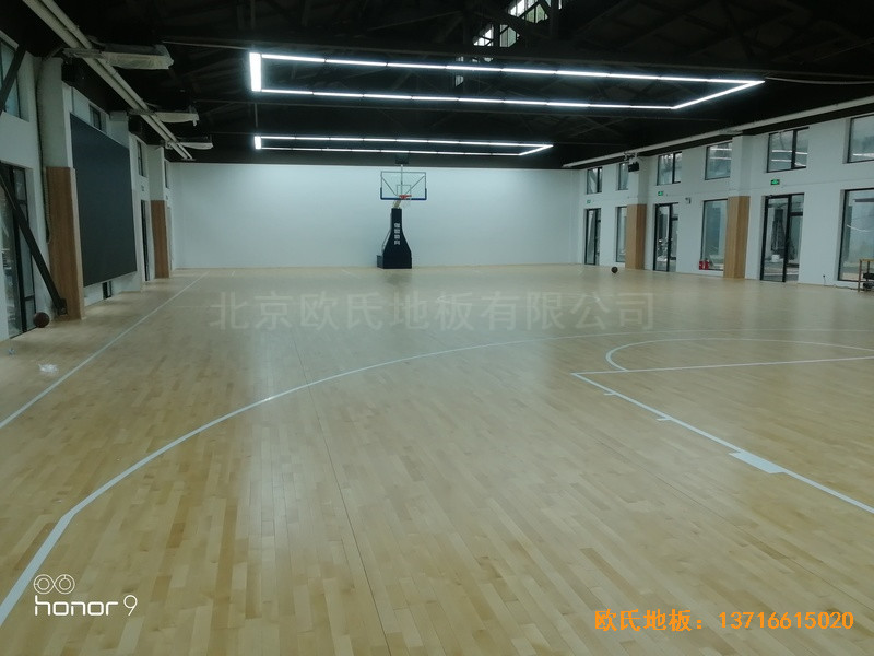 上海江楊南路485號(hào)攻守道場(chǎng)體育木地板鋪裝案例4