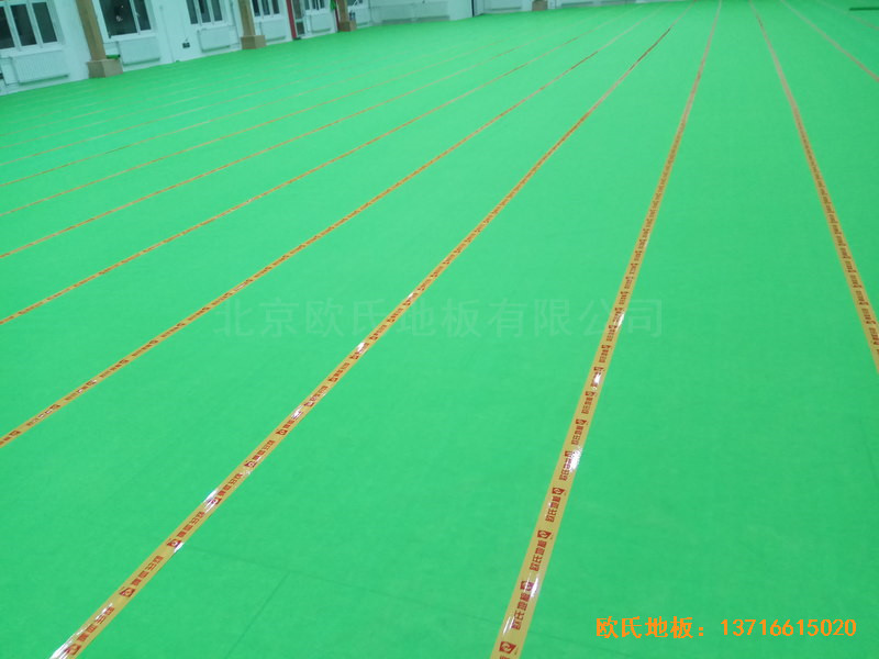 天津西青區(qū)梨園監(jiān)獄籃球館運(yùn)動(dòng)木地板鋪設(shè)案例3